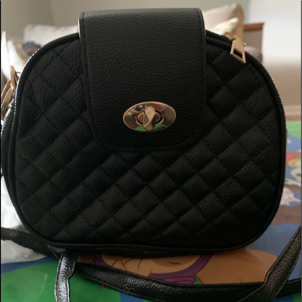 Black purse